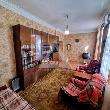 Незалежної України вул. (40 років Радянської України), 66