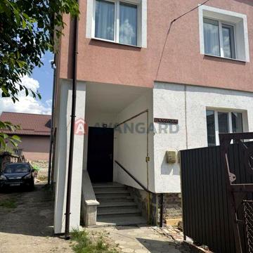 Продаж 3 кімнатної квартири поруч Левандівського парку