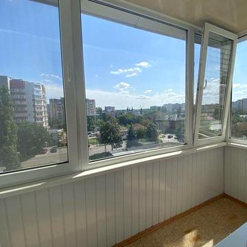 Продам 1 - комнатную квартиру в центре