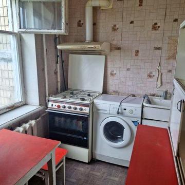 Довгострокова оренда 2-кім квартири, бул. Воскресенський, 25,  Перова