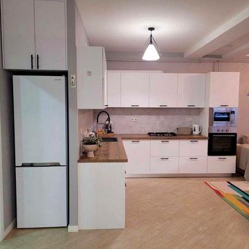 Говорова / Зоопарковая 2 Ком.  Парк Победы, Срочно!