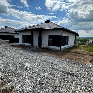 Продаж сучасних котеджів