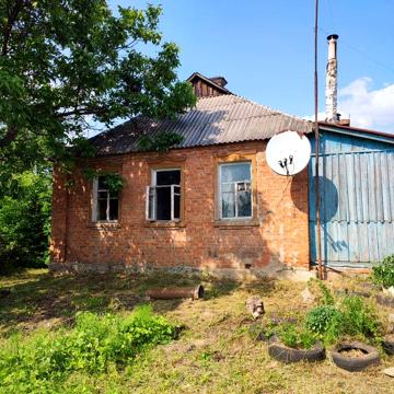 Продам будинок в селищі Буди .