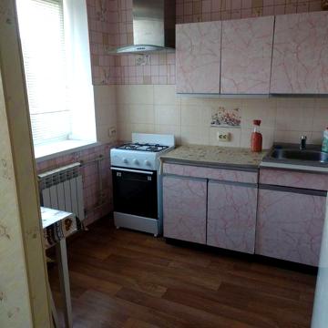 Сдам свою 1комн. квартиру сразу возле м,. Малышева
