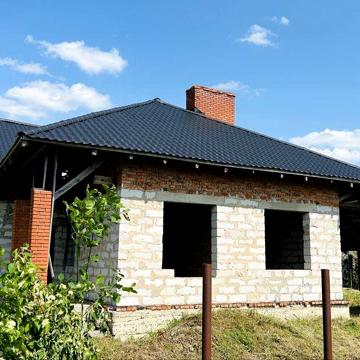 Будинок (незавершене будівництво) в Зміїнці, вулиця Калинова, 7