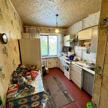 Продажа 3-х комнатной Солнечный 48 3 этаж.