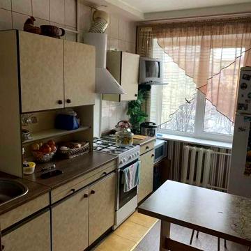 Продаж 3к на проспекті Миру, Лівобережний/Караван.(постанови).