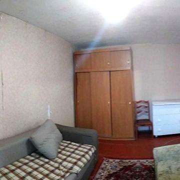 1К гостинка 28,9 м. кв. Симиренка 20.  Газова плита! Терміново!