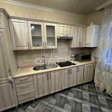 Оренда 1.5 кімн. квартири, вул. Воззєднання, Боздош, новобудова.