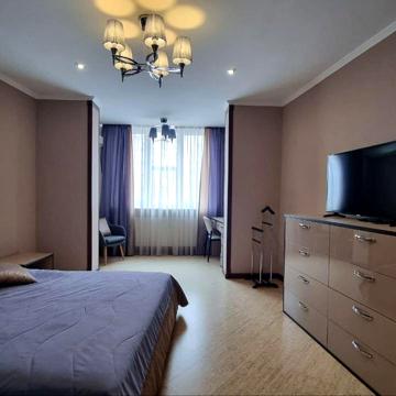 Федора Ернста вул., 16-Б