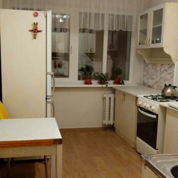 Академіка Філатова вул., 54