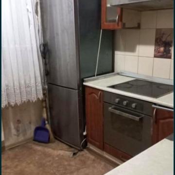 Радунська вул., 42/10