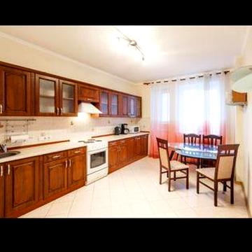 ЖК" Голосеево" ул.Голосеевская 13 м.Демеевская , центр