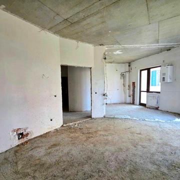 Квартира з частковим ремонтом в центрі міста, терміновий продаж ЖК Перлина