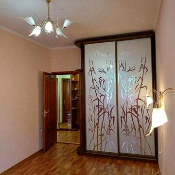 2-комн. полнометражная квартира, р-н пр. Металлургов