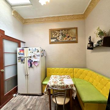 СРОЧНО! Продам 2х комн.квартиру 50 кв.м с балконом Молдаванка