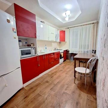 Сдается 3 ком кв Корабельный р-н пр.Богоявленский 325 . 
Кора