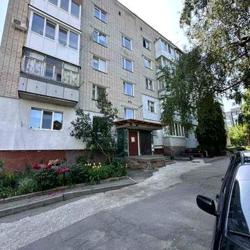 Продається 1-кімнатна квартира з ремонтом в р-ні Осташівка