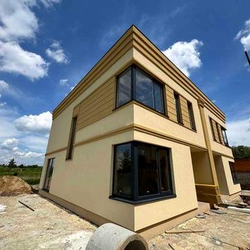 Продаж дуплексу 130 к.м. с Гатне, комунікації заведені,поруч Київ