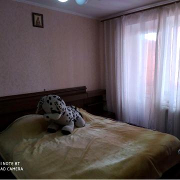 Продам 3-х кімнатну квартиру