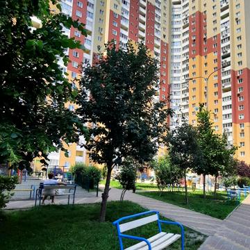 Сергія Данченка вул., 3