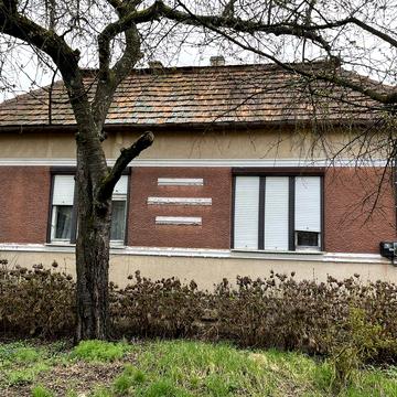 Приватизована ділянка 35 соток дім 71 м2 Берегово Томпи Міхая 93