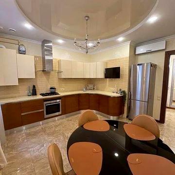 Аренда 2 ком кв ЖК Бизнес класс Жуковского Дерибасовская Парк Код971/1