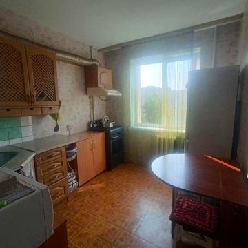Продам повноцінну 1к кв-ру в цегляному будинку в центрі міста