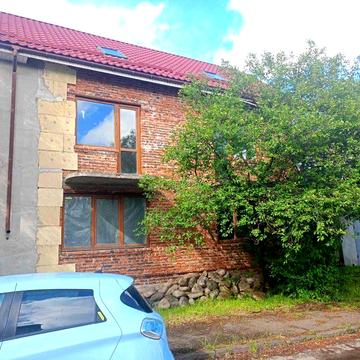 Півособняк  по вул. Бандери