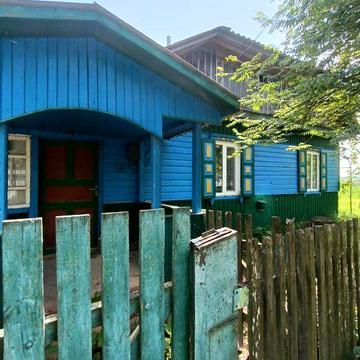 Будинок в селі Клочків, Снов поряд