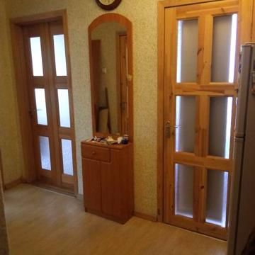 Квартира двокімнатна продається