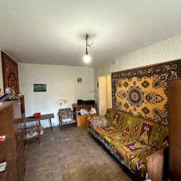 Продам 2-к квартиру возле м. Левобережная, ул. Пантелеймона Кулиша 11