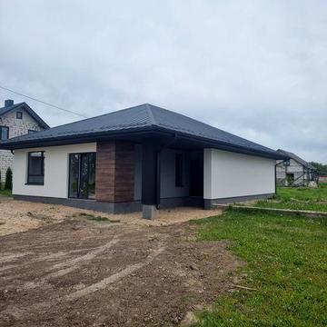 Будинок новобудова на етапі будівництва можливо під є оселю