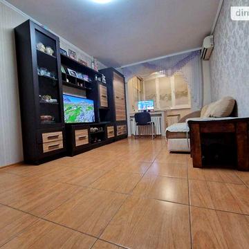 Продаж 2к Квартира Теплична вулиця