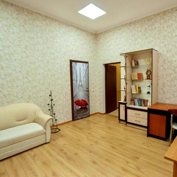 Базарна вул., 34