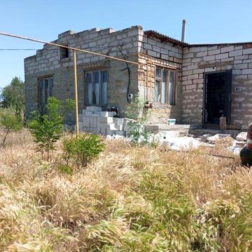 Дом в селі,подалі від суєти