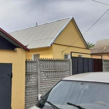 Будинок з ремонтом.