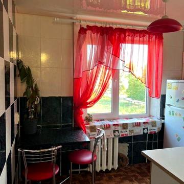 Продам однокімнатну квартиру м.Павлоград р-н Літмаш