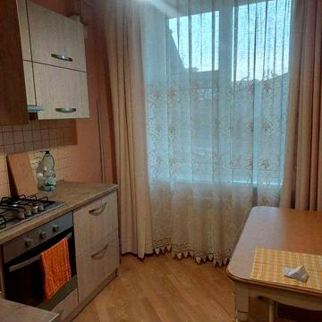 Продається  двохкімнатна квартира  55м^  + гараж ЖК Комунальне