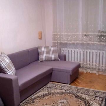 Романа Ратушного вул. (Волгоградська), 6