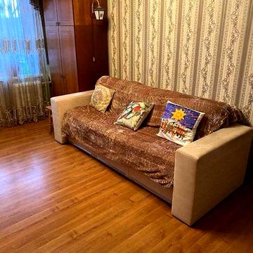 2к., м.Академмістечко. Хороший стан.