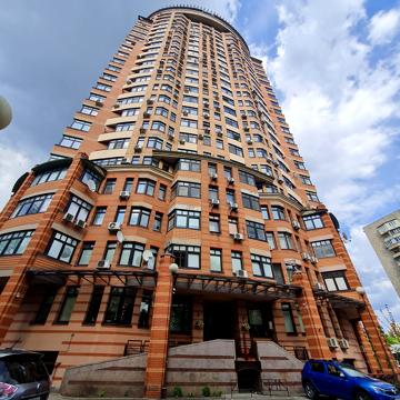 Лесі Українки бульв., 30-Б