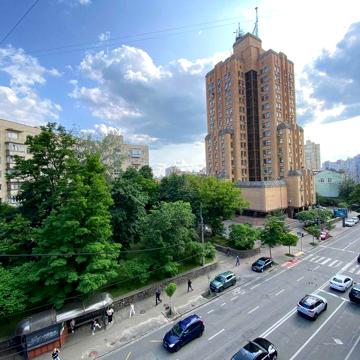Січових Стрільців 52 Продам БЕЗ КОМІСІЇ 3к квартиру СТАЛІНКА