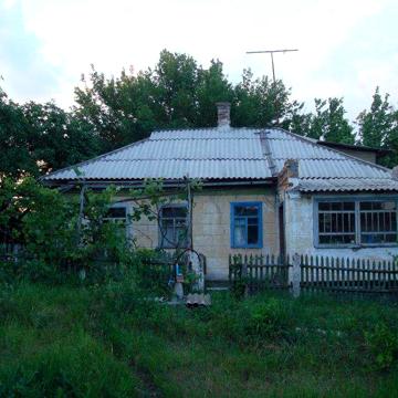 Дом в Кировоградской обл., Добровеличковского р-на, п. Красная Поляна