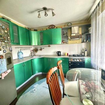 Продаж 2 х кімн квартири в центрі міста