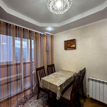 Продам 3-к квартиру в хорошій локації