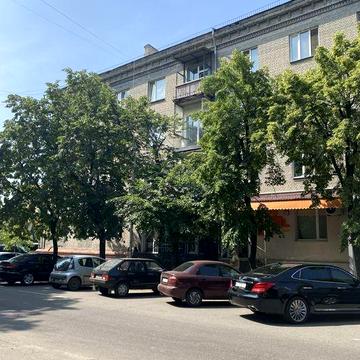 В продажі 2х.кімн.квартира(сталінка)