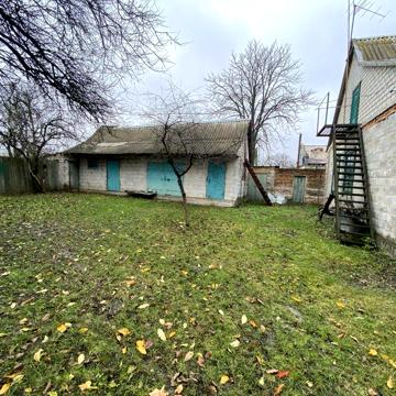 Продам дом с большим участком в селе Красноивановка