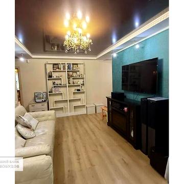 Продаж 3к Квартира Космонавтів вулиця