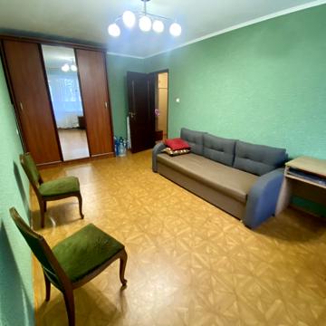 Небесної Сотні просп. (Маршала Жукова), 57
